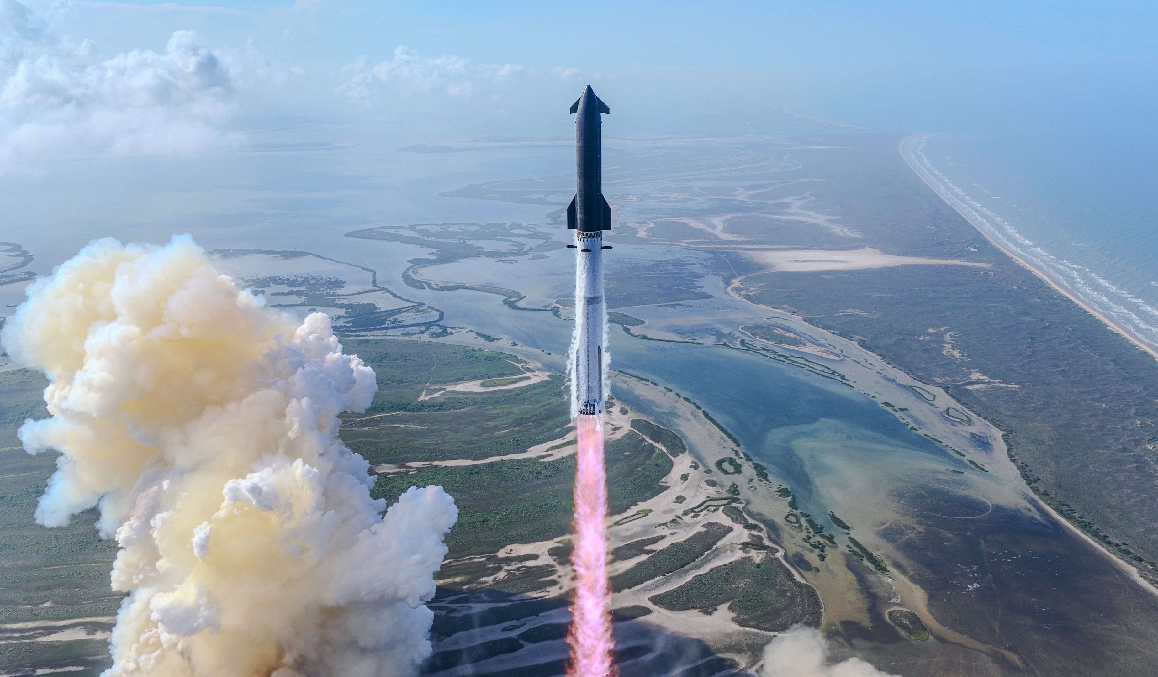 Flight 15, photo by SpaceX